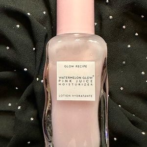 Watermelon Glow Pink Juice Moisturizer     Soothing  •  Hydratant
